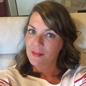 Meet your Posher, Polly